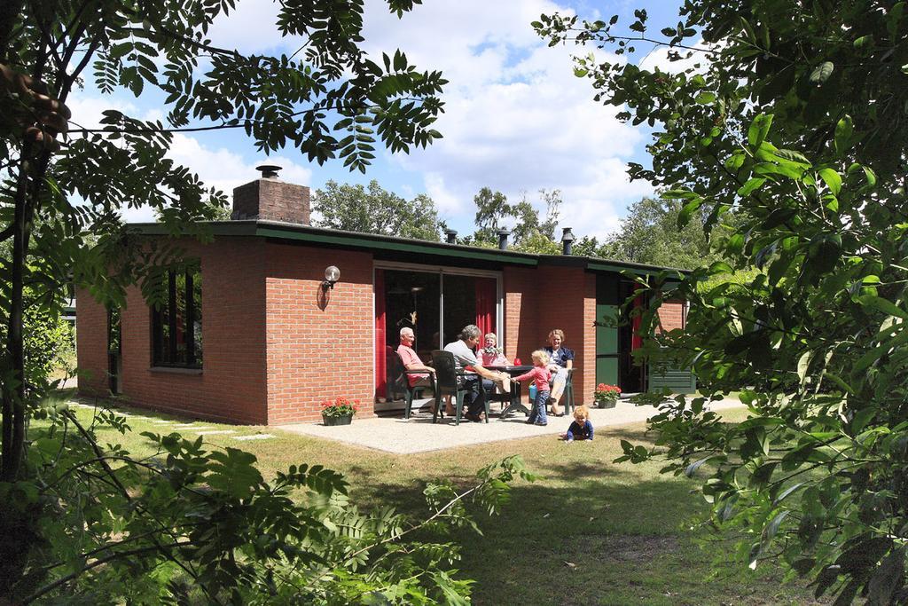 Hotel De Lindenberg Holten Exterior foto